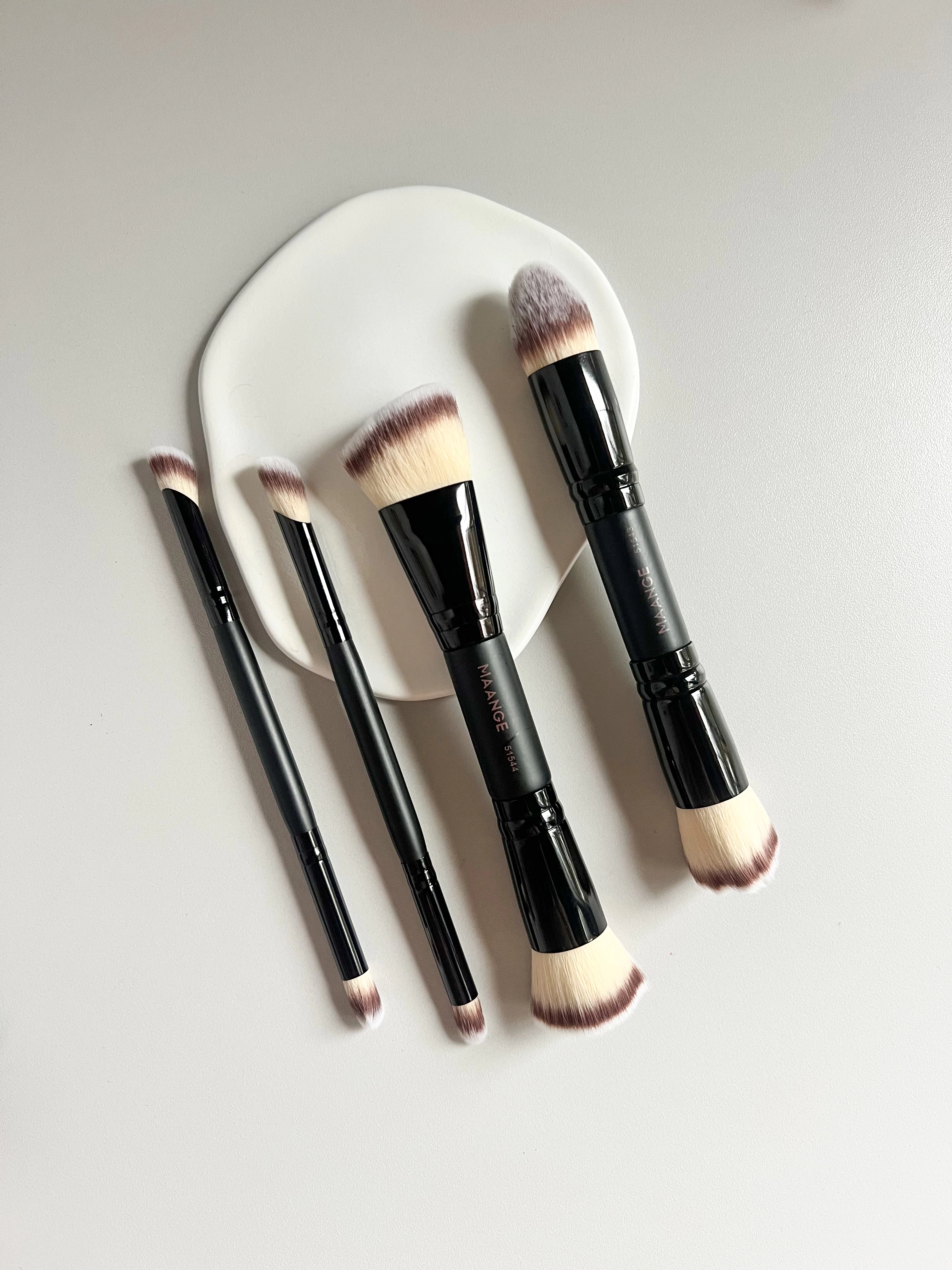 set-de-brochas-maange