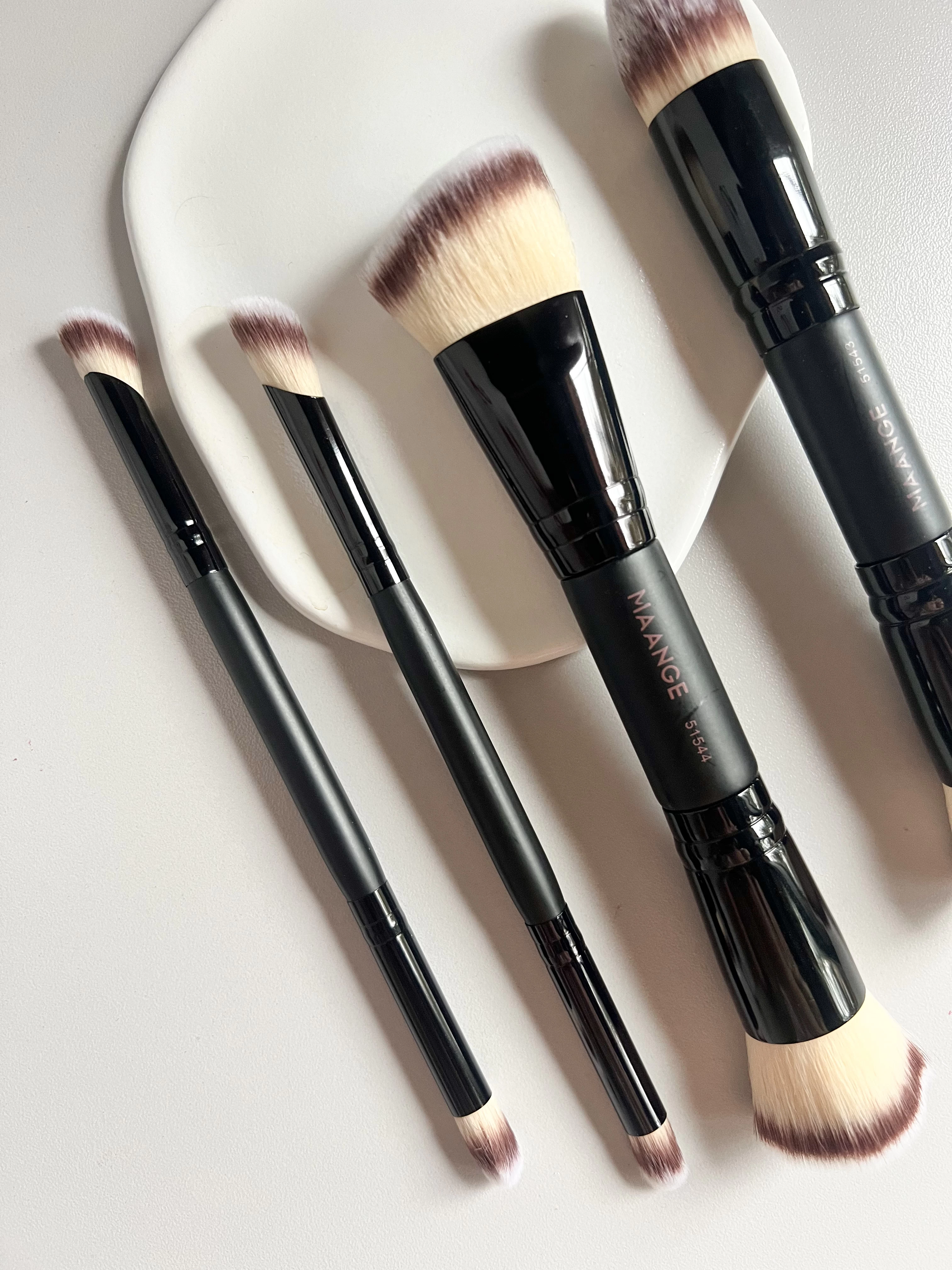 set-de-brochas-maange